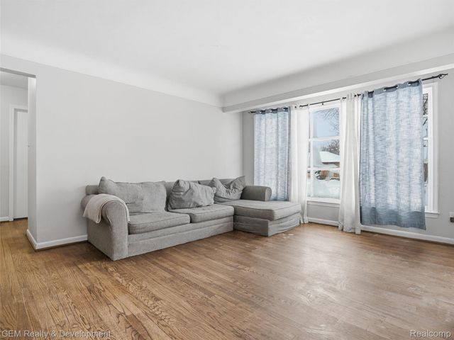 9174 Arnold, Redford Charter Township, MI 48239