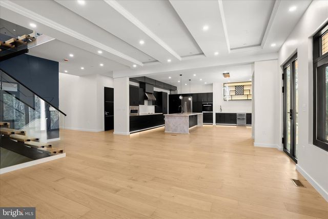 12800 7TH ST, Bowie, MD 20720