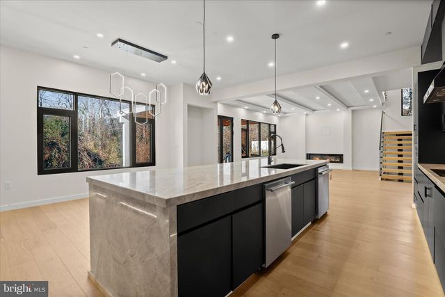 12800 7TH ST, Bowie, MD 20720