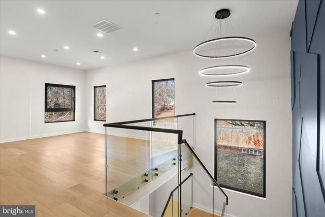 12800 7TH ST, Bowie, MD 20720