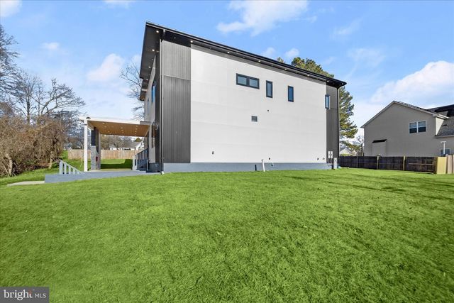 12800 7TH ST, Bowie, MD 20720