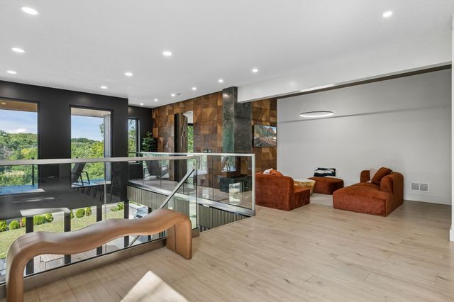 3318 W Owasso Boulevard, Shoreview, MN 55126
