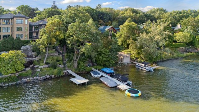 3318 W Owasso Boulevard, Shoreview, MN 55126