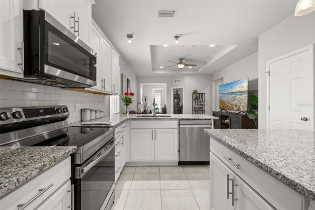 17325 BRACKEN FERN LANE, Clermont, FL 34714