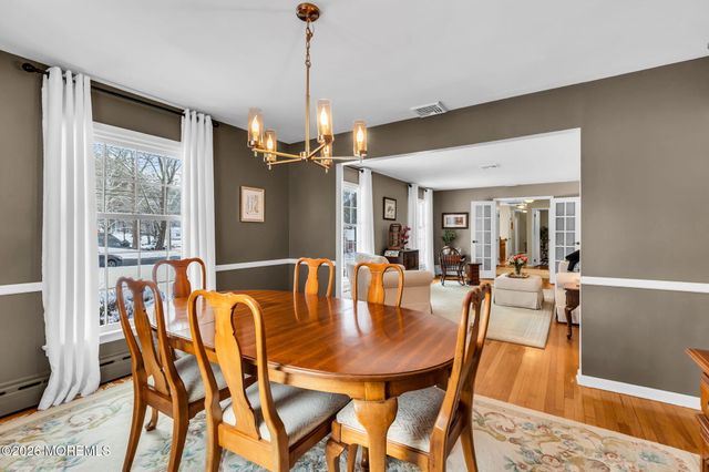 7 Flora Drive, Holmdel, NJ 07733