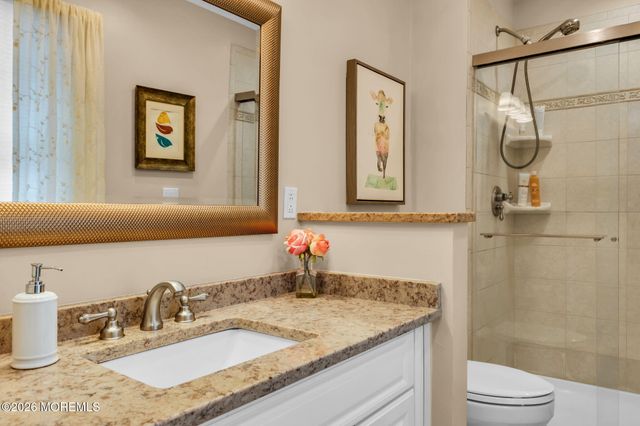 7 Flora Drive, Holmdel, NJ 07733