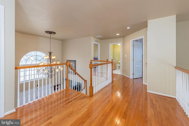 10 MORNING GLORY CIR, Mullica Hill, NJ 08062