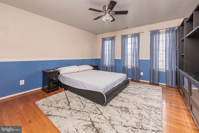 10 MORNING GLORY CIR, Mullica Hill, NJ 08062