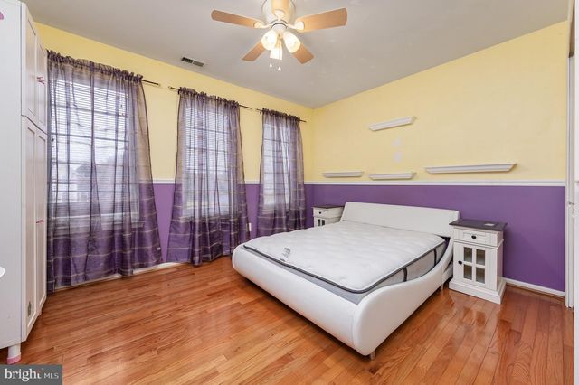 10 MORNING GLORY CIR, Mullica Hill, NJ 08062