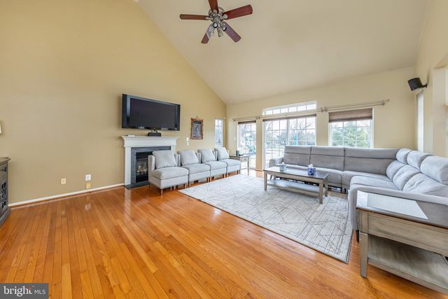 10 MORNING GLORY CIR, Mullica Hill, NJ 08062