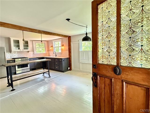 8 William Street, Cazenovia, NY 13035