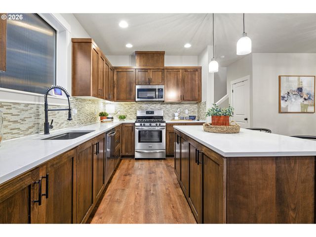28930 Sw GENEVA Loop, Wilsonville, OR 97070