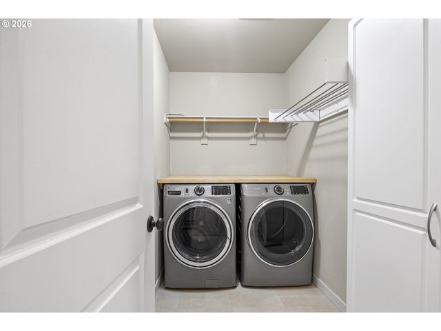 28930 Sw GENEVA Loop, Wilsonville, OR 97070