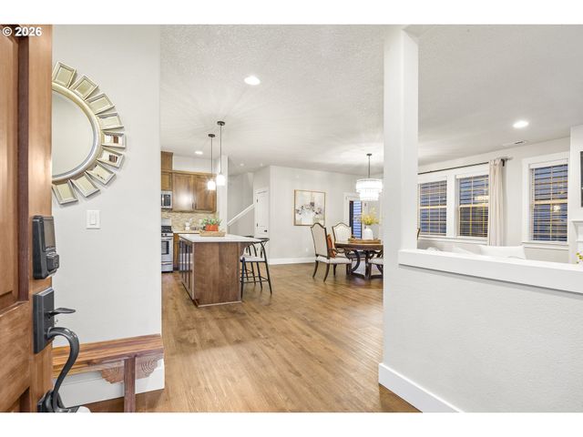 28930 Sw GENEVA Loop, Wilsonville, OR 97070