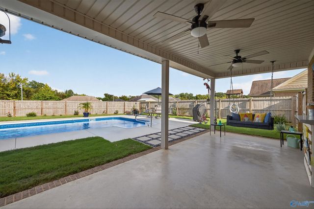 24 Mountain Cove Drive, Trinity, AL 35673