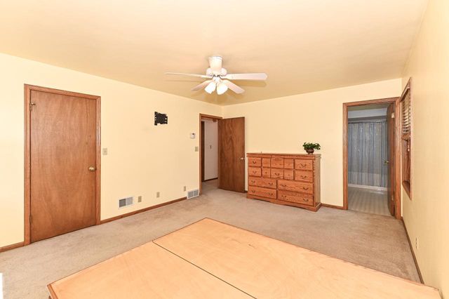 8940 S Patricia BOULEVARD, Oak Creek, WI 53154