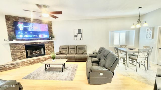 654 NORMA RAE Court, El Paso, TX 79932