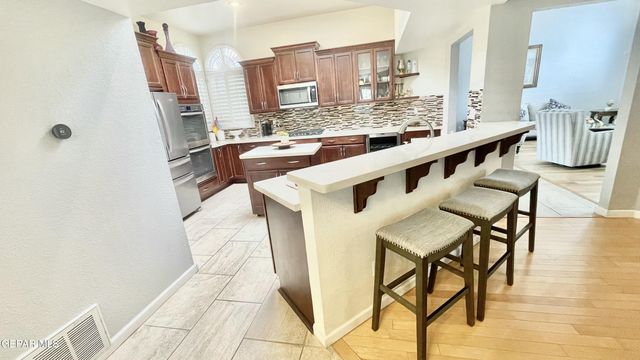 654 NORMA RAE Court, El Paso, TX 79932
