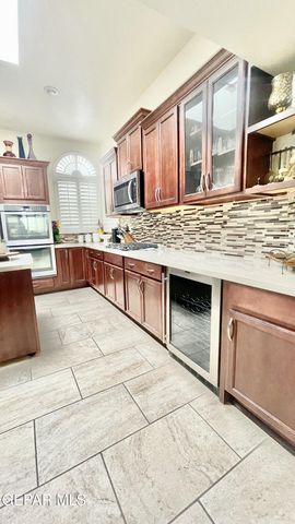 654 NORMA RAE Court, El Paso, TX 79932