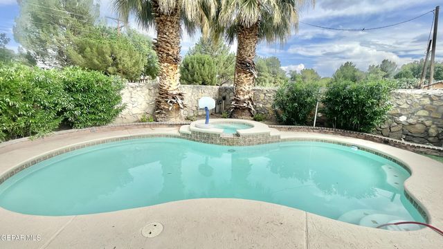 654 NORMA RAE Court, El Paso, TX 79932