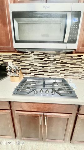 654 NORMA RAE Court, El Paso, TX 79932