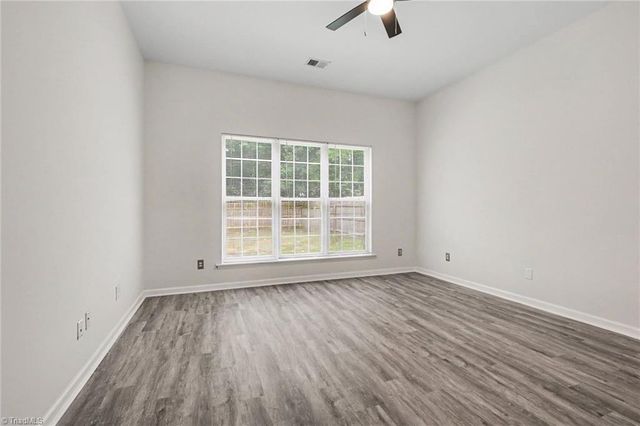 3380 Cherrybrook Drive, Jamestown, NC 27282