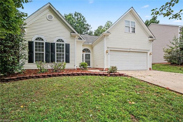3380 Cherrybrook Drive, Jamestown, NC 27282