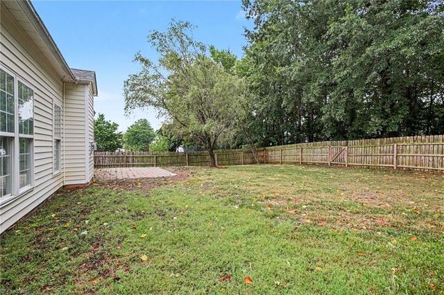 3380 Cherrybrook Drive, Jamestown, NC 27282