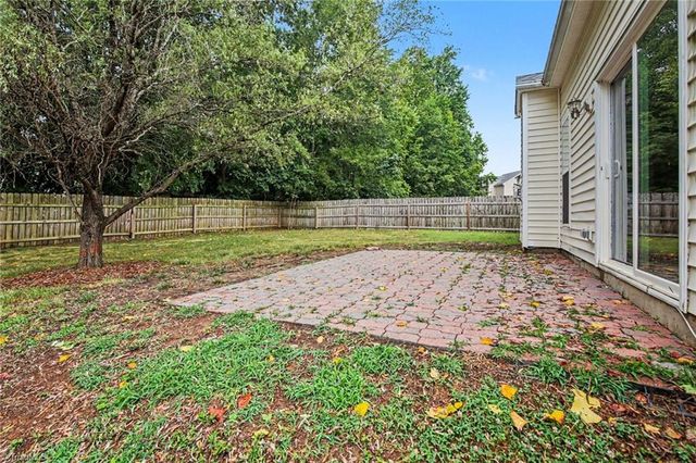 3380 Cherrybrook Drive, Jamestown, NC 27282