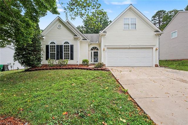 3380 Cherrybrook Drive, Jamestown, NC 27282