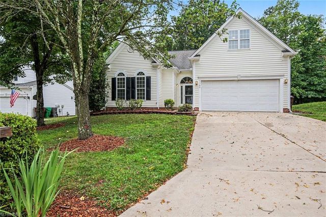 3380 Cherrybrook Drive, Jamestown, NC 27282