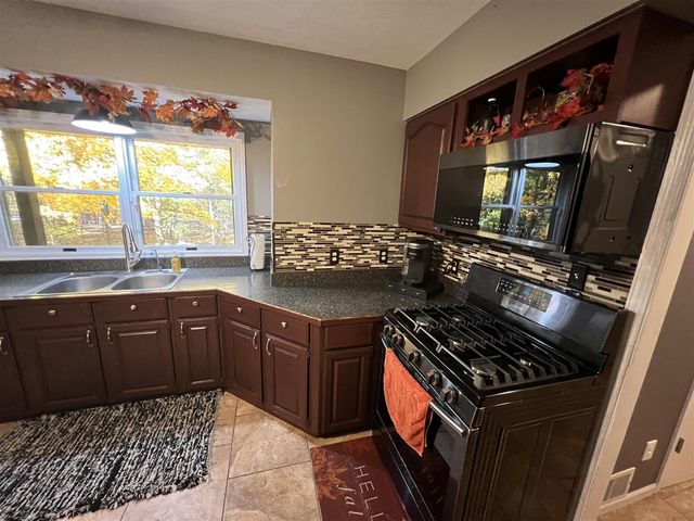 177 W 96th Street, Grant, MI 49327