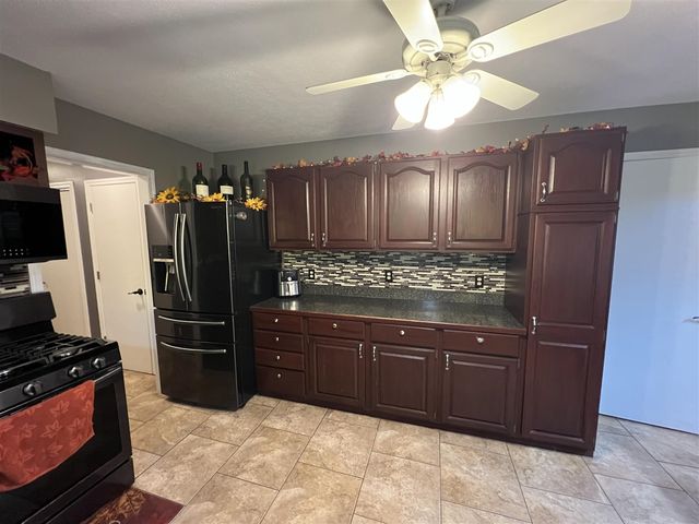 177 W 96th Street, Grant, MI 49327