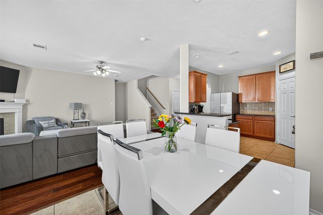 6230 Hollydale Ridge Lane, Katy, TX 77494