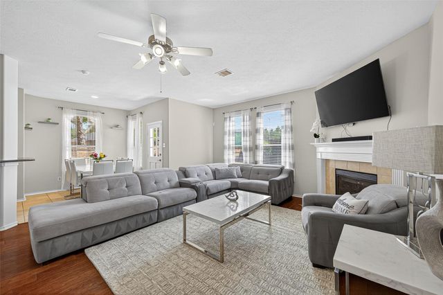 6230 Hollydale Ridge Lane, Katy, TX 77494