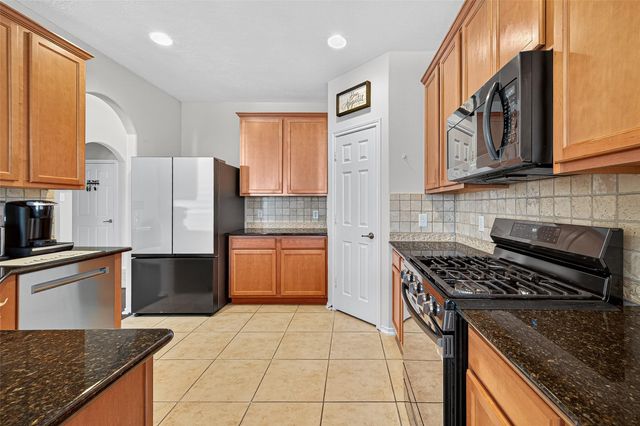 6230 Hollydale Ridge Lane, Katy, TX 77494