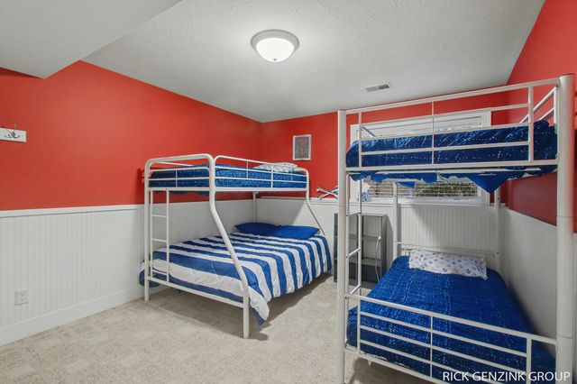 6288 Hawthorne Court, Saugatuck, MI 49453