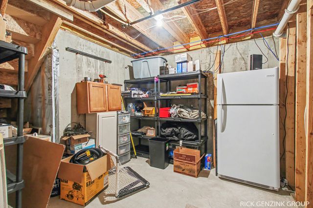 6288 Hawthorne Court, Saugatuck, MI 49453