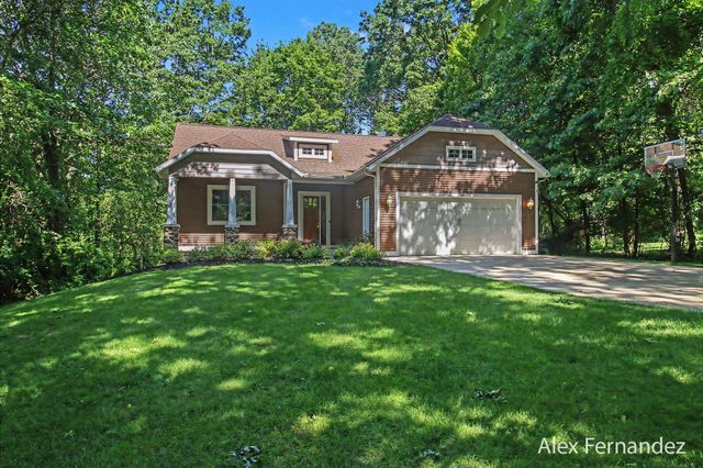 6288 Hawthorne Court, Saugatuck, MI 49453