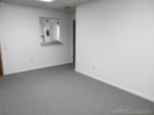 25779 Kelly Road, Roseville, MI 48066