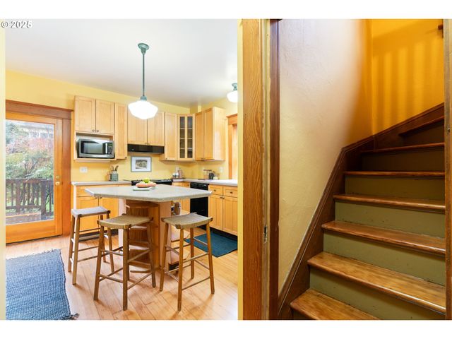 1600 Se 32ND Ave, Portland, OR 97214