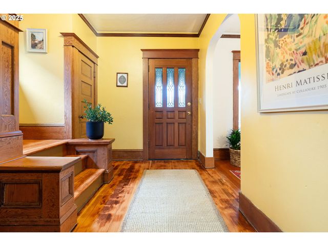 1600 Se 32ND Ave, Portland, OR 97214