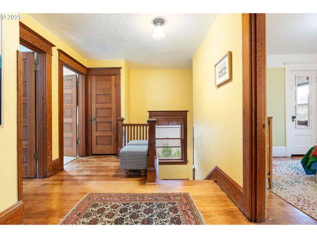 1600 Se 32ND Ave, Portland, OR 97214