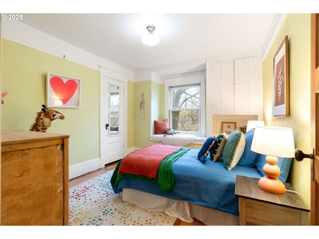 1600 Se 32ND Ave, Portland, OR 97214