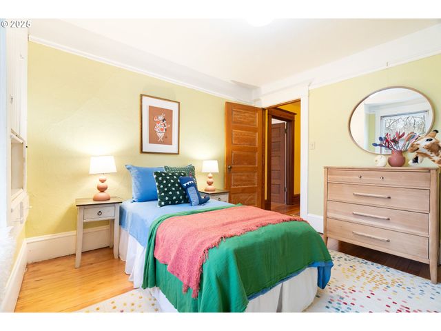 1600 Se 32ND Ave, Portland, OR 97214