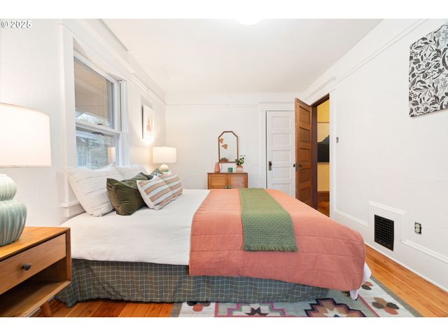 1600 Se 32ND Ave, Portland, OR 97214