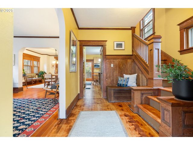 1600 Se 32ND Ave, Portland, OR 97214