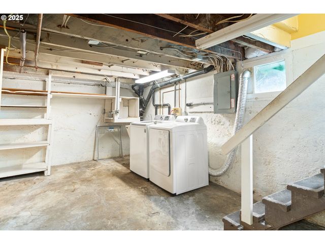 1600 Se 32ND Ave, Portland, OR 97214