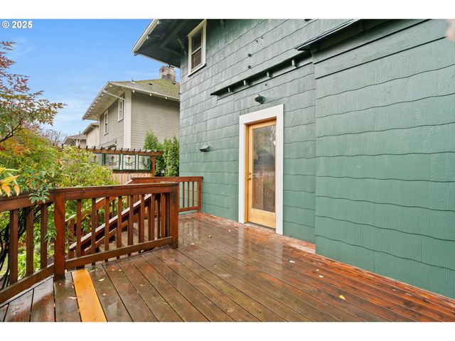 1600 Se 32ND Ave, Portland, OR 97214