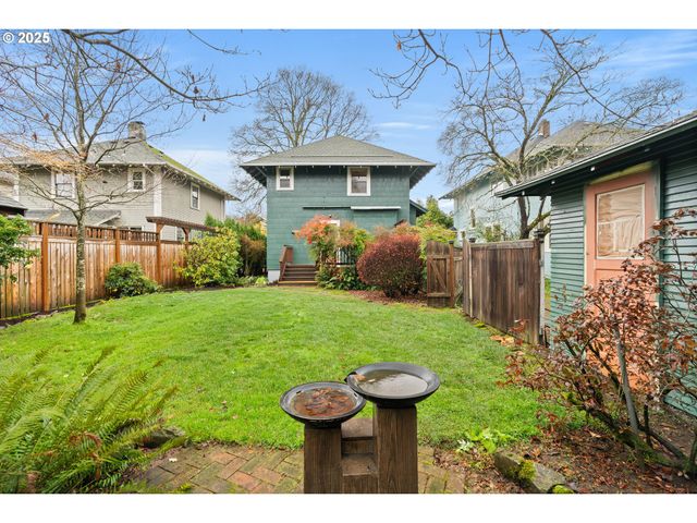 1600 Se 32ND Ave, Portland, OR 97214